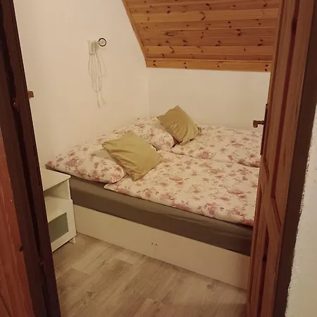 Chata Zar Nyaraló *